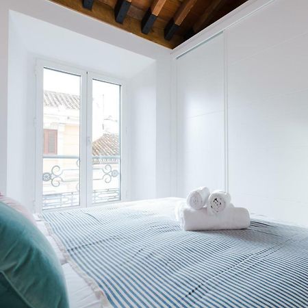 Apartament Hola Malaga Catedral Zewnętrze zdjęcie